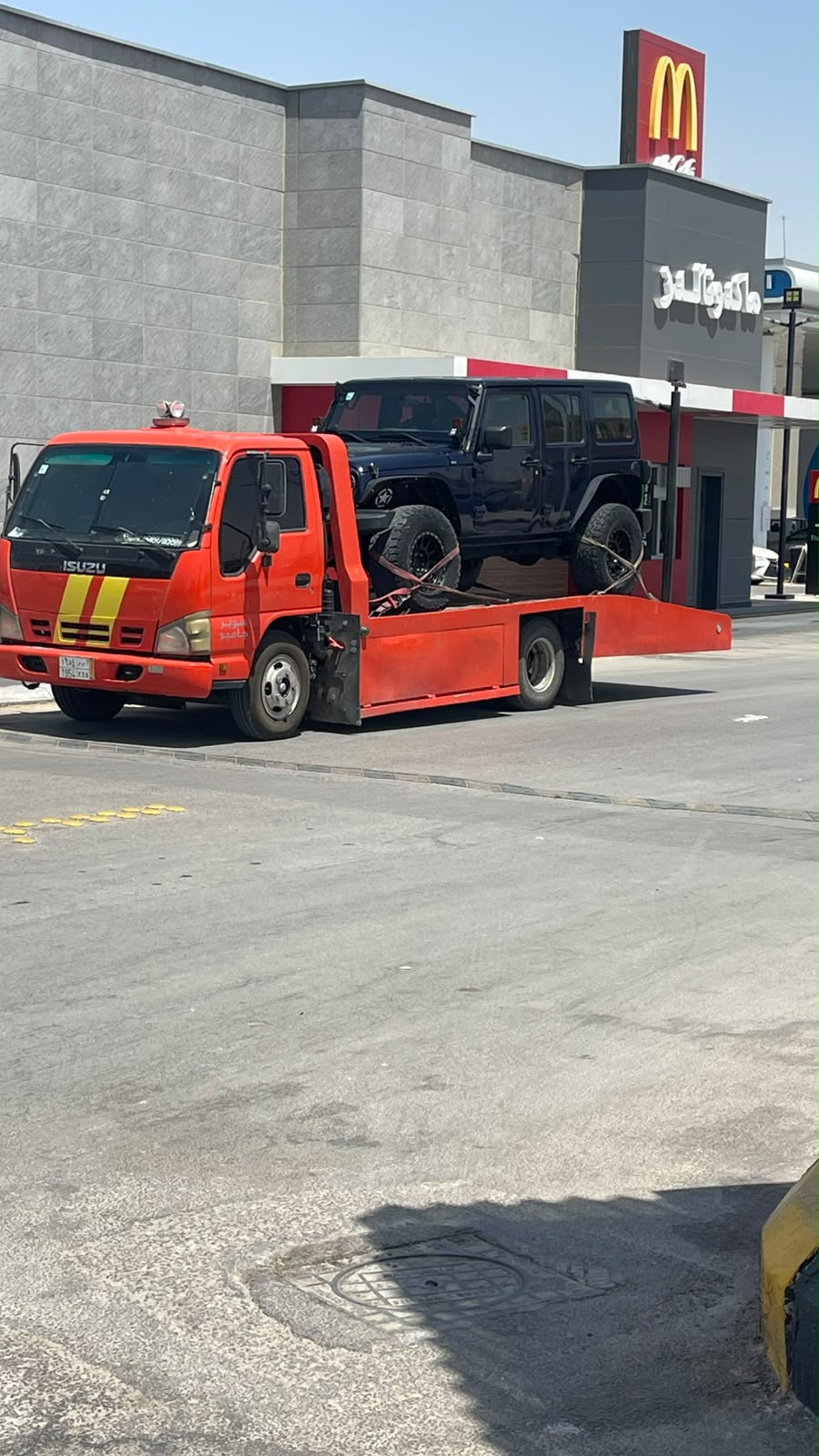 نقل سيارة دفع رباعي